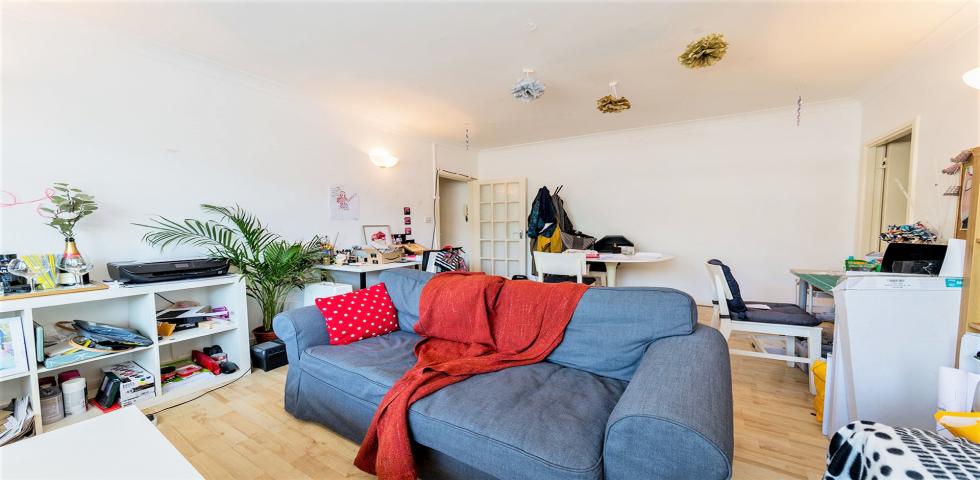 			2 Bedroom, 1 bath, 1 reception Flat			 The Avenue, KILBURN